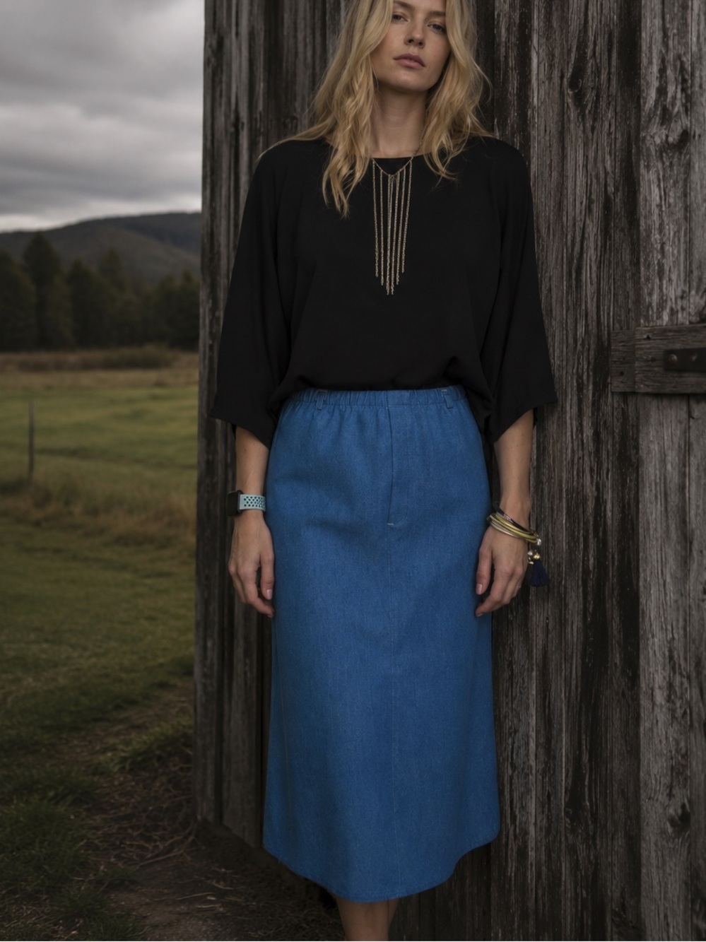 Vintage 1970’s Thin Blue Denim Mid Bell A Line Boho Retro Hippie Skirt Size 8